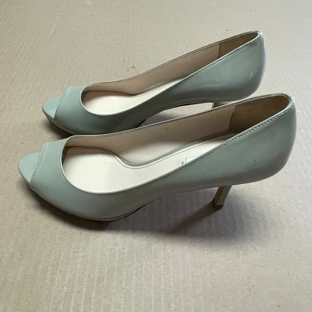Vintage Prada 2000s Gray Patent Leather Peep Toe Platform Pumps Sz 37.5 As Is